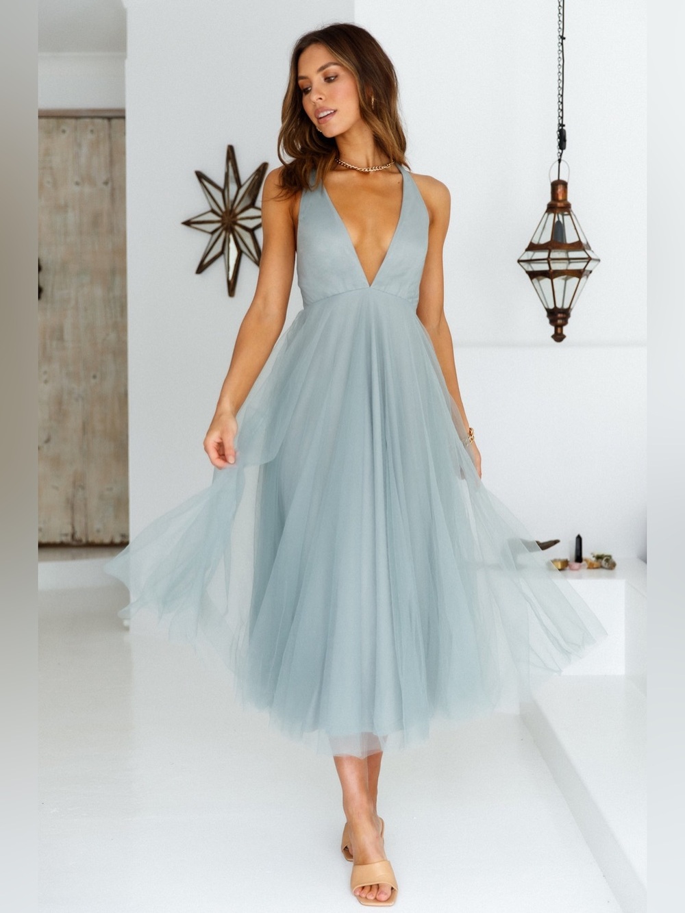 EUC Hello Molly Kiss The Girl Tulle Formal Midi Plunge Dress in Sage